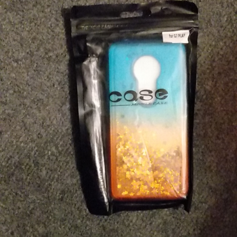 Mobile case for G7 play new not opened with glitter gell and diamond stone desig